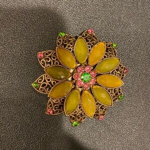 Vintage gold-toned rhinestone floral brooch